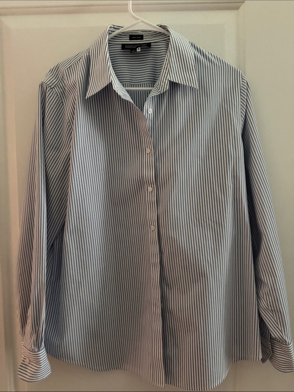 Jones New York Women’s Blue & White Striped Button-Down Shirt-Large